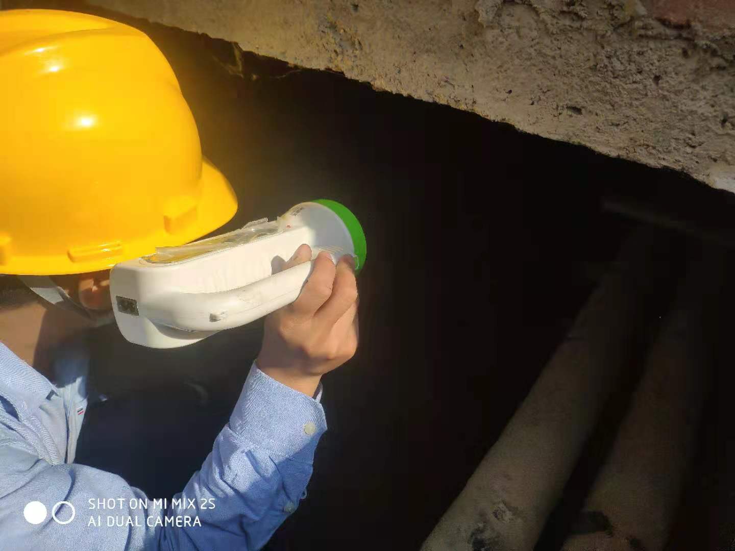 【水發(fā)能源】繃緊防汛弦，筑牢安全堤——中穆電站開展防汛專項檢查2.jpg